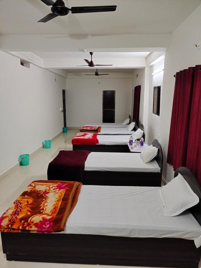 Gaurav Guest House Bodh Gaya Exterior foto
